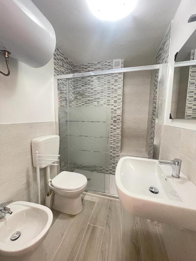 Residence Apollo - Walterigato Apartments Solo Per Famiglie Lido di Jesolo Exteriör bild