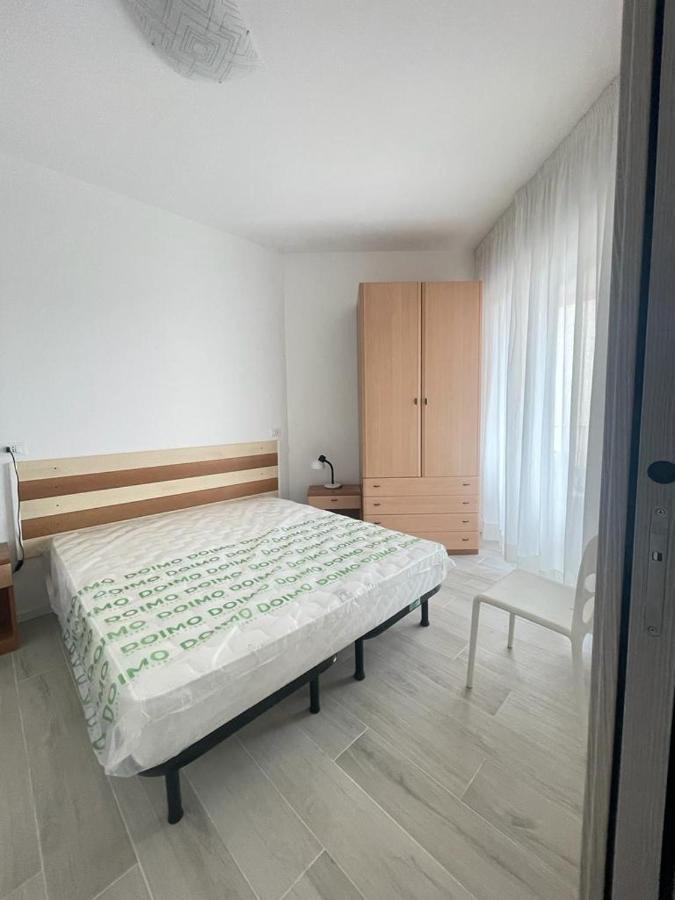 Residence Apollo - Walterigato Apartments Solo Per Famiglie Lido di Jesolo Exteriör bild