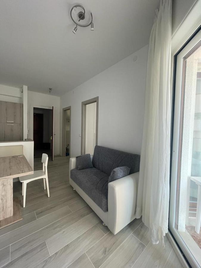 Residence Apollo - Walterigato Apartments Solo Per Famiglie Lido di Jesolo Exteriör bild