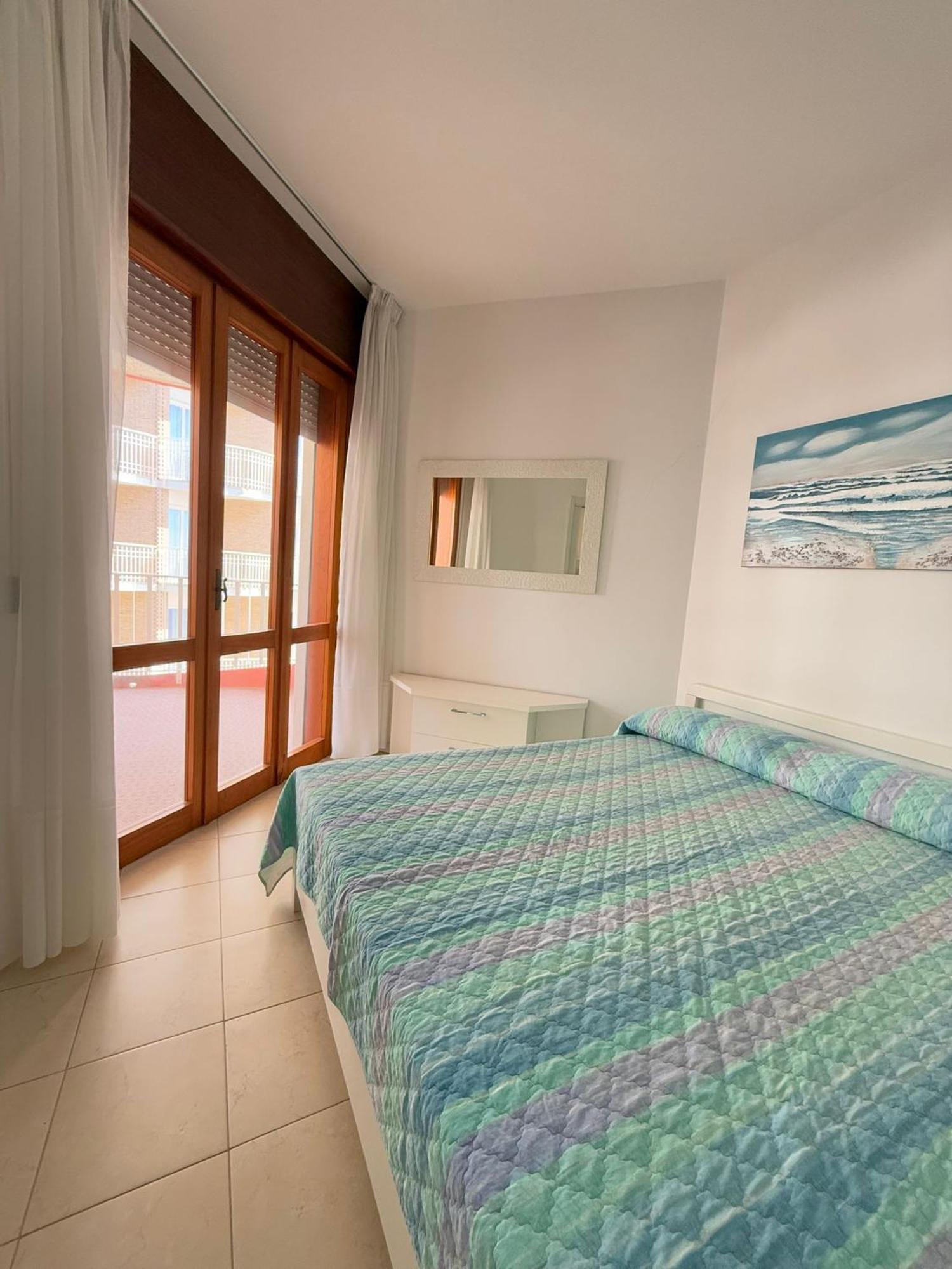 Residence Apollo - Walterigato Apartments Solo Per Famiglie Lido di Jesolo Exteriör bild